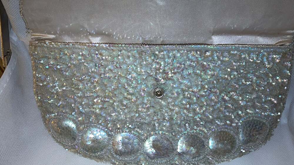 Vintage Silver Sequin and Bead Evening Clutch Bag with Chain Strap & Coin Purse - Picture 5 of 13